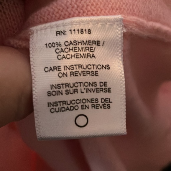 NWT Beautiful Men’s Michael Kors Cashmere V-neck Sweater, size XXL - Picture 4 of 4